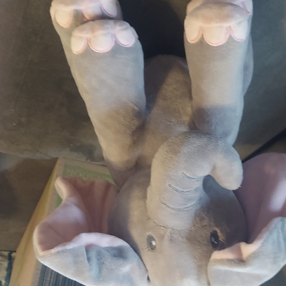 💥 3 for $10 Musical stuffed elephant